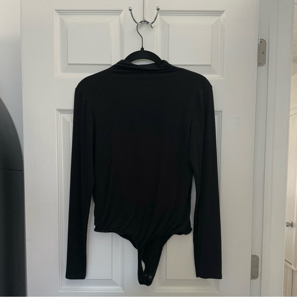 Express Mock Neck Long Sleeve Bodysuit - Picture 2 of 3